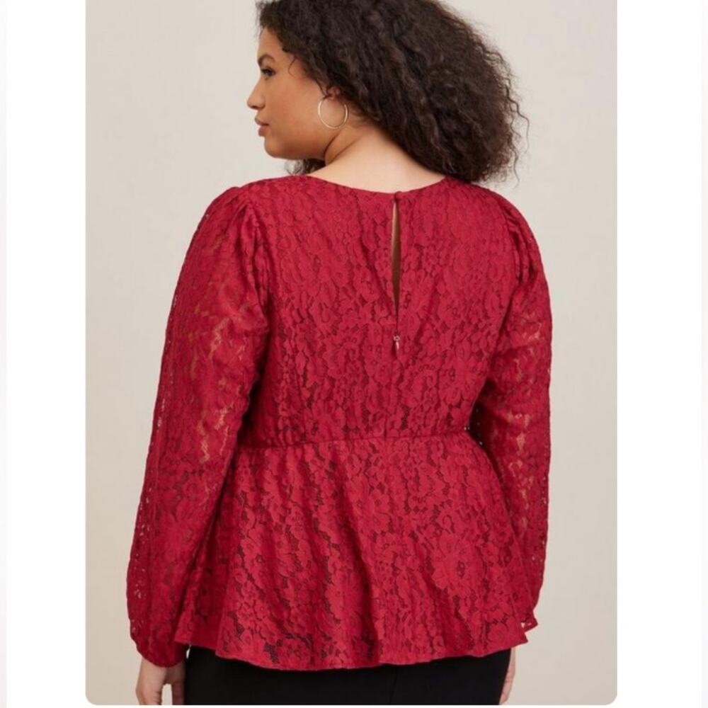 Torrid lace puff sleeve peplum blouse wine tasting maroon red size 4 plus 4X - Picture 2 of 14